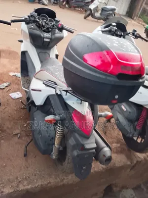 Honda 2022 White