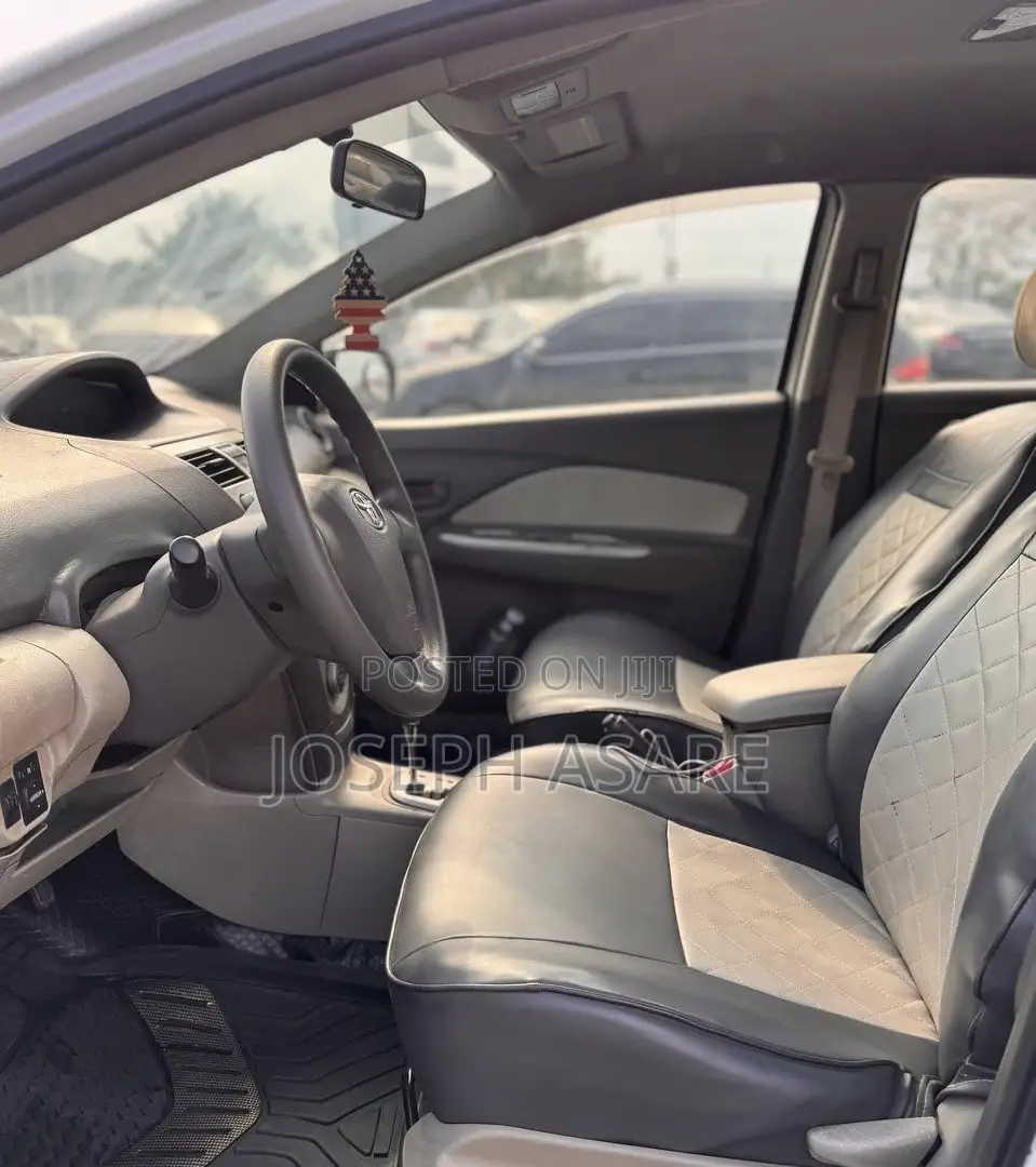 Toyota Belta 2010 White