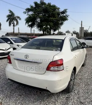 Toyota Belta 2010 White