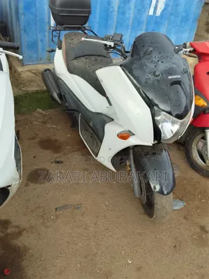 Honda 2022 White