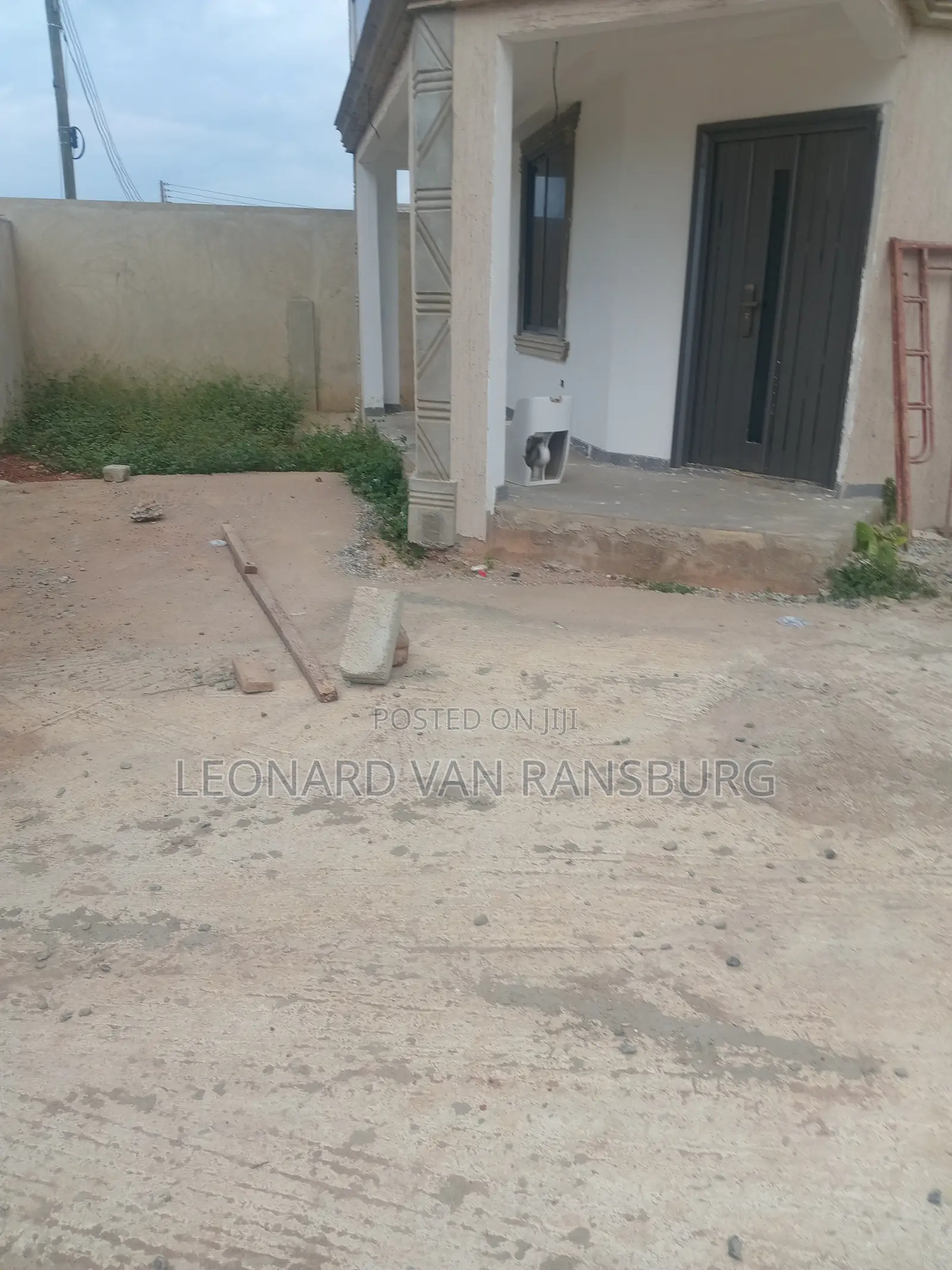 2bdrm Apartment in Ishmael Estate, Trade Fair for rent