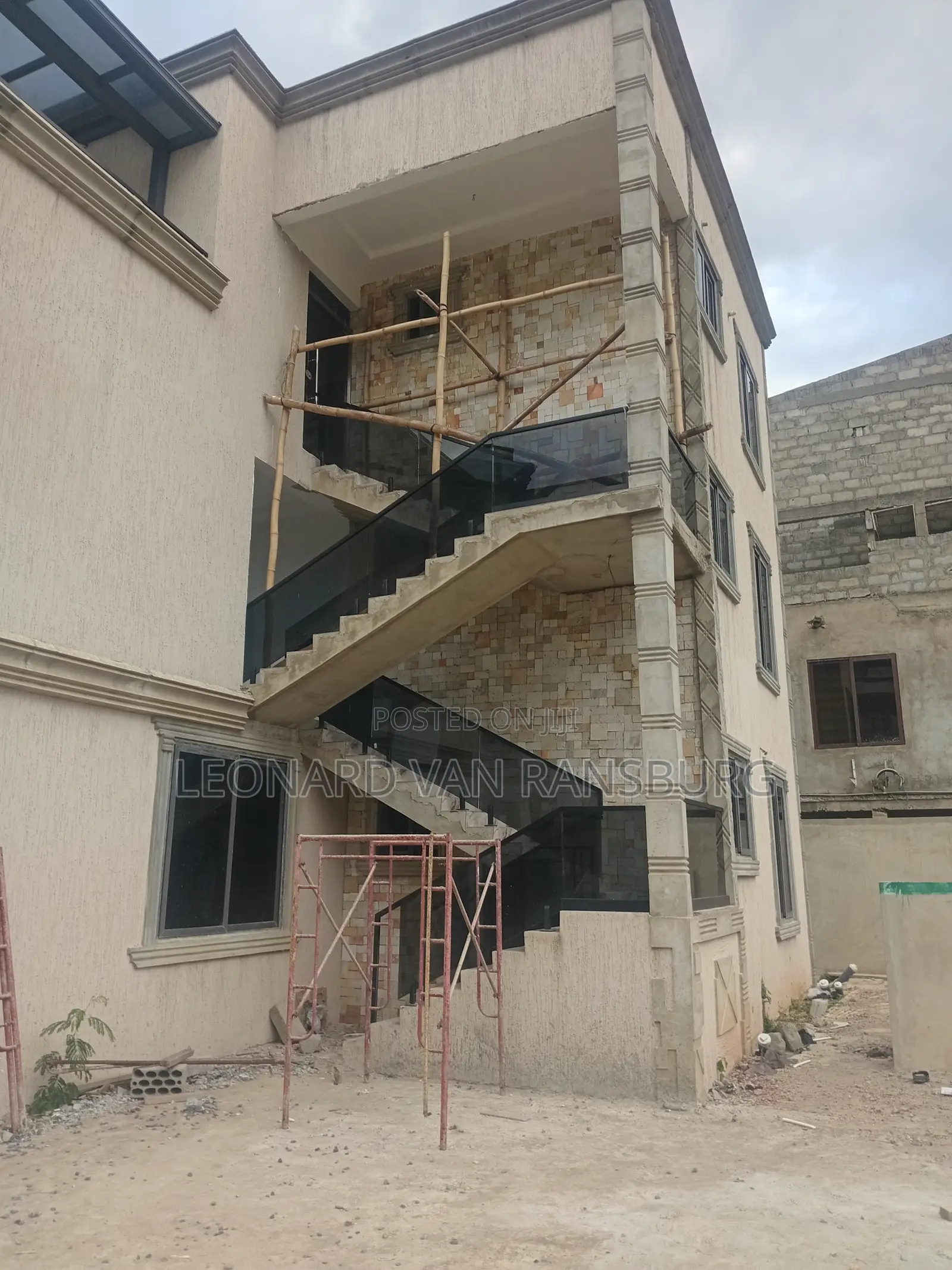 2bdrm Apartment in Ishmael Estate, Trade Fair for rent
