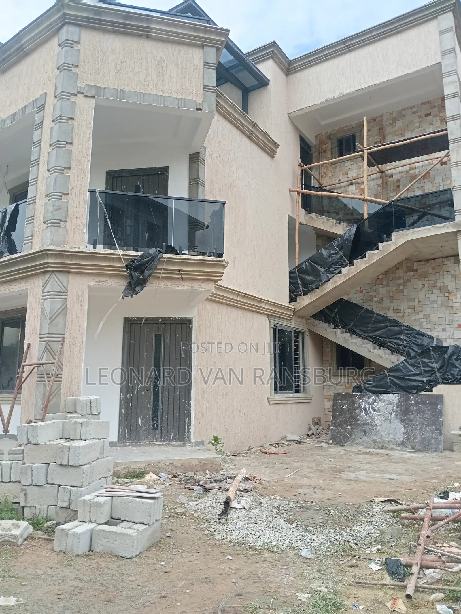 2bdrm Apartment in Ishmael Estate, Trade Fair for rent