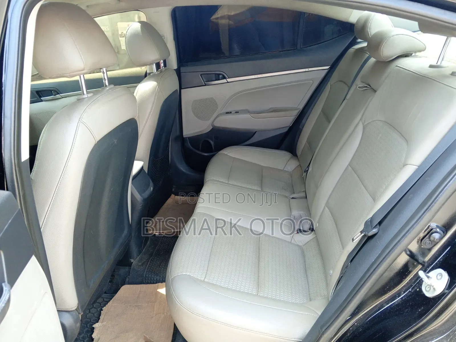 Hyundai Elantra SE Sedan FWD (2.0L 4cyl 6M) 2017 Black