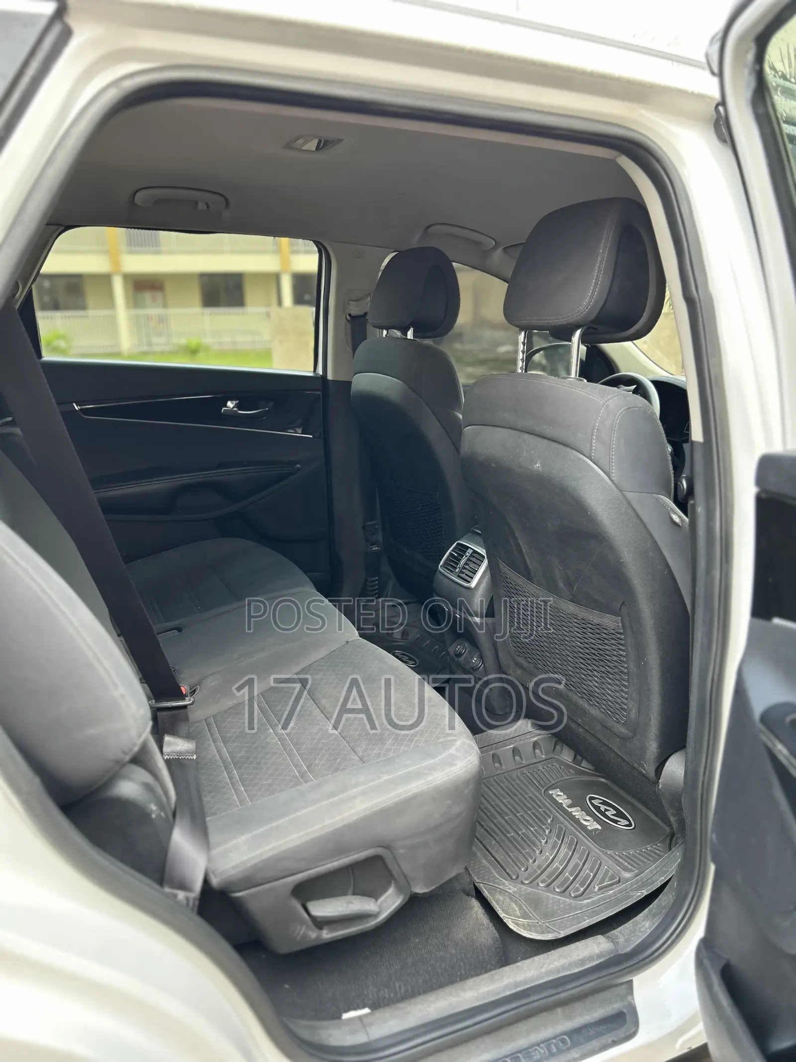 Kia Sorento LX 4dr SUV (2.4L 4cyl 6A) 2015 White