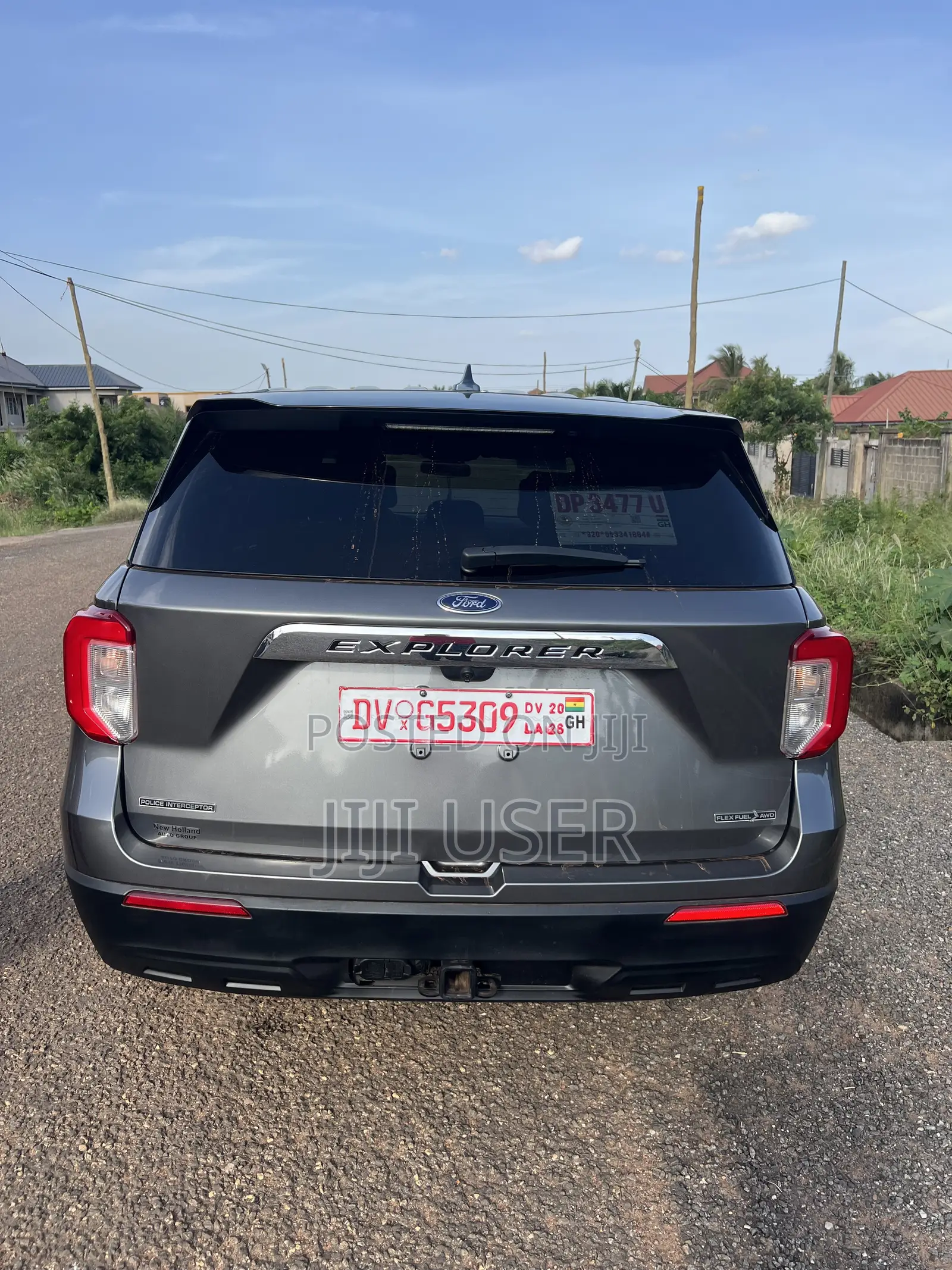 Ford Explorer Base 4x4 2020 Gray