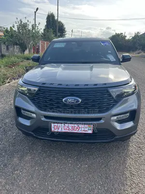 Ford Explorer Base 4x4 2020 Gray