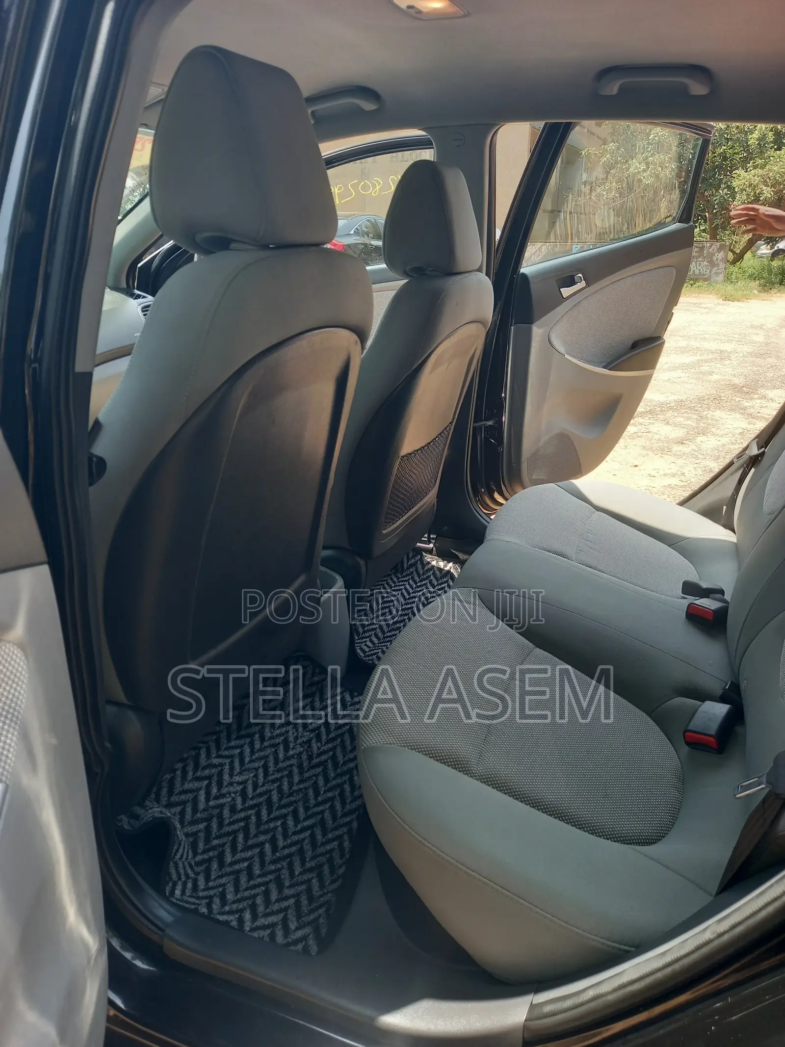 Hyundai Accent 2016 Black