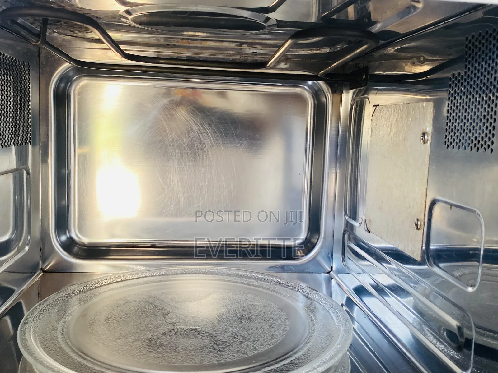 Daewoo Commercial Microwave/Grill Oven