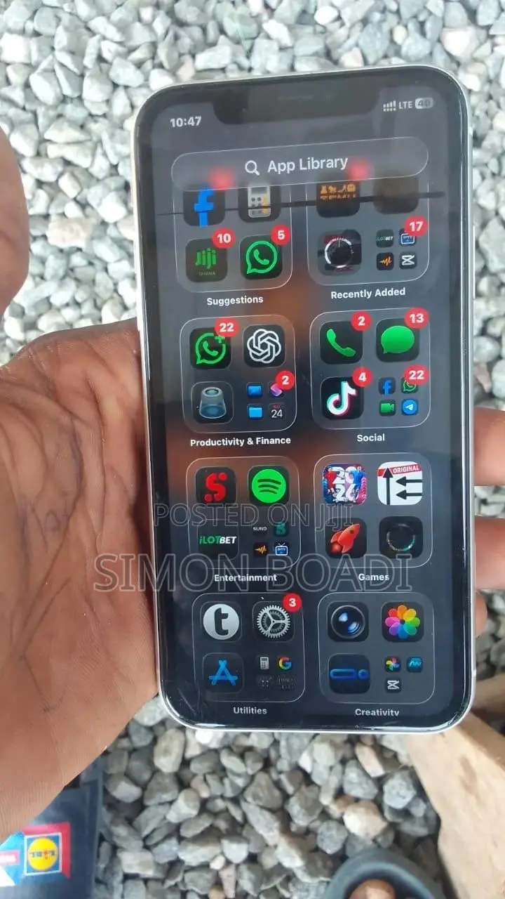 Apple iPhone 11 64 GB White