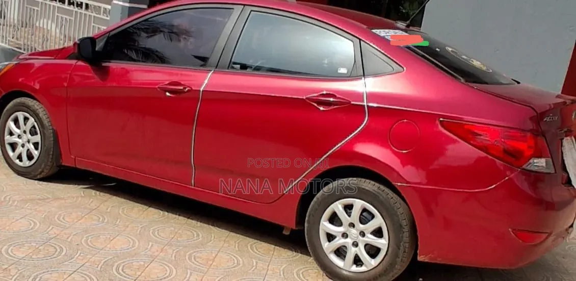 Hyundai Accent 2016 Red
