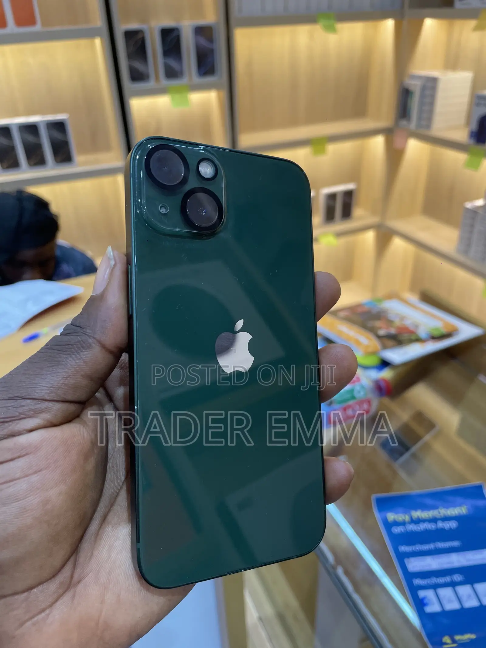 Apple iPhone 13 128 GB Green
