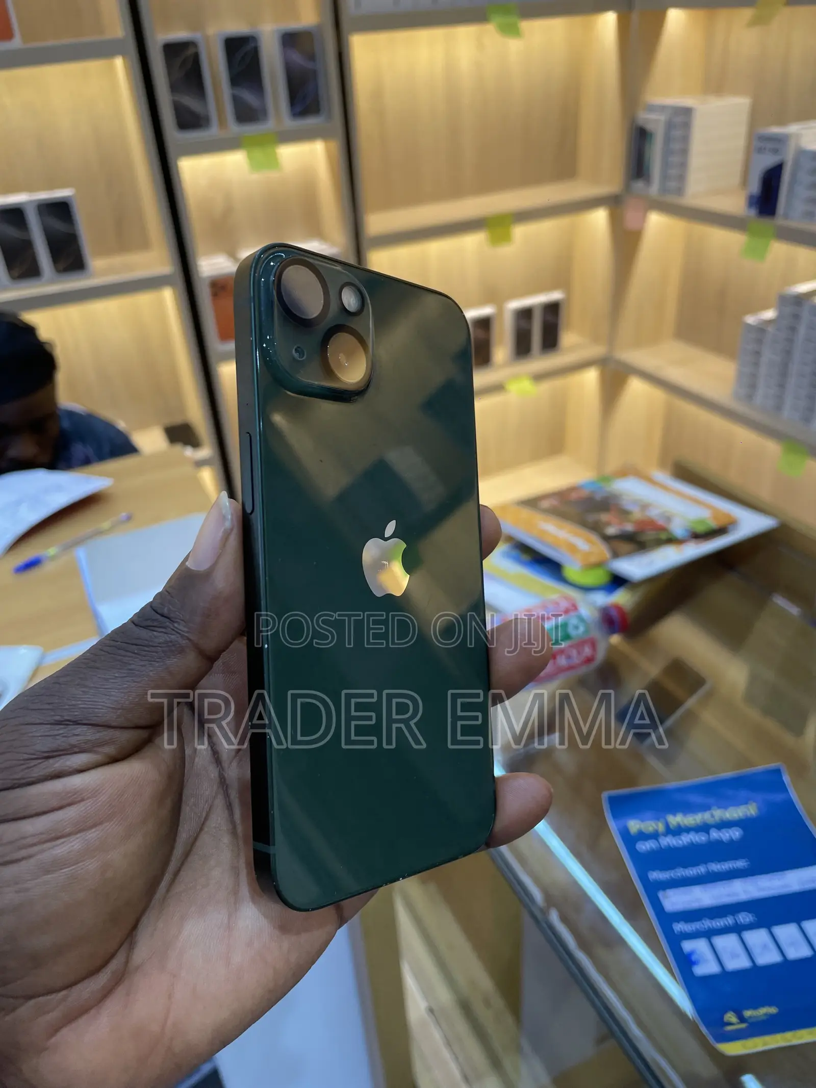 Apple iPhone 13 128 GB Green