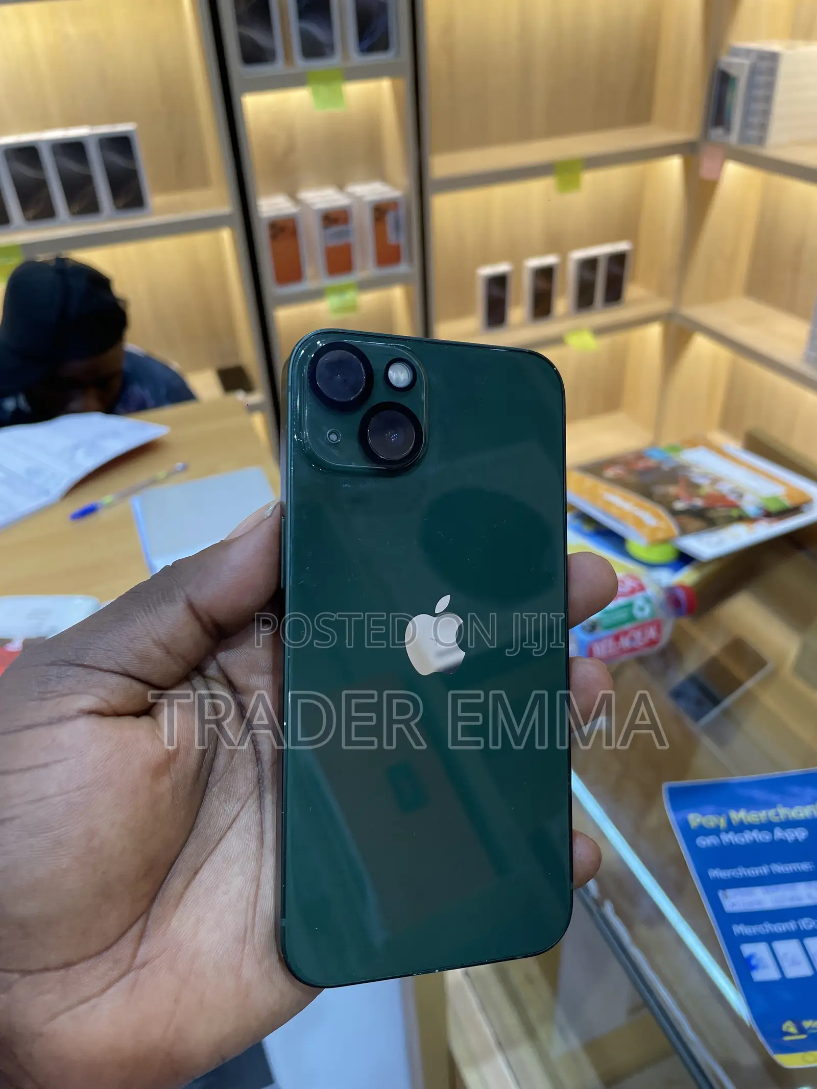 Apple iPhone 13 128 GB Green