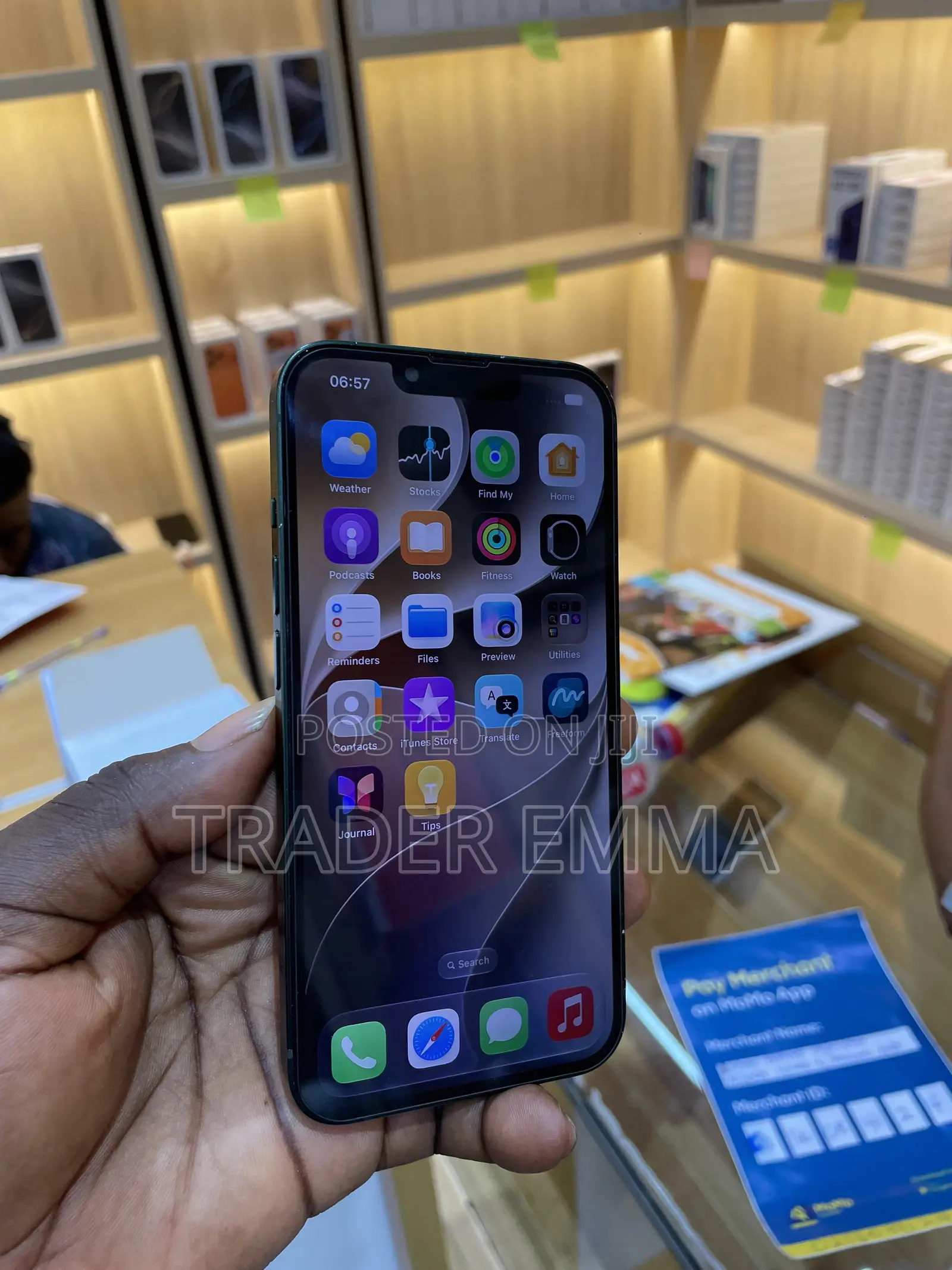 Apple iPhone 13 128 GB Green