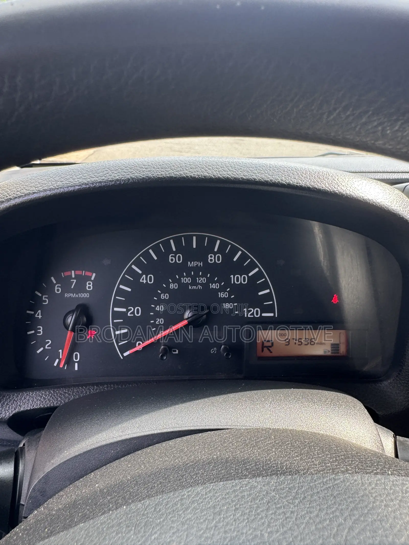 Nissan NV200 SV 2019 Burgundy