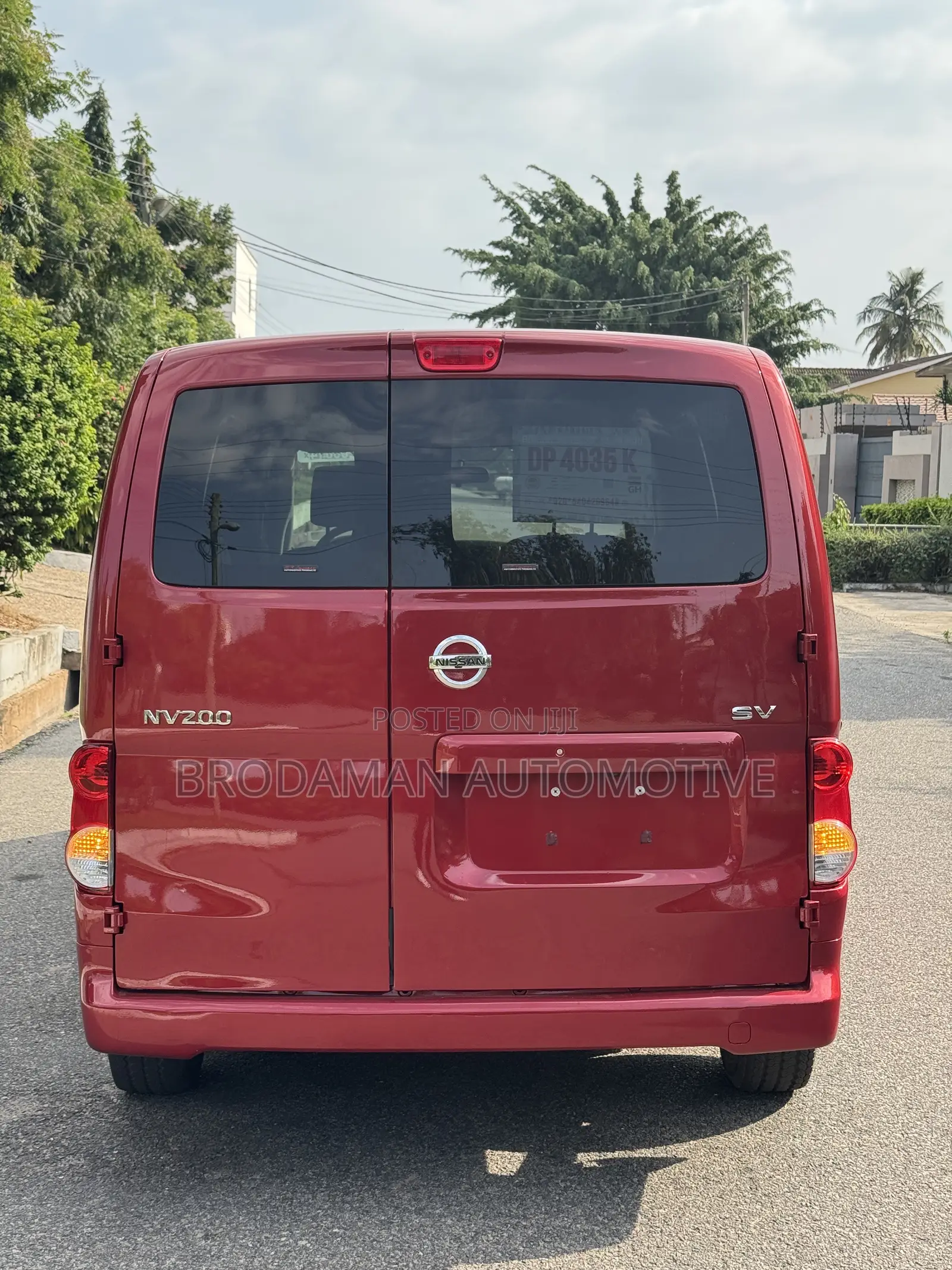 Nissan NV200 SV 2019 Burgundy