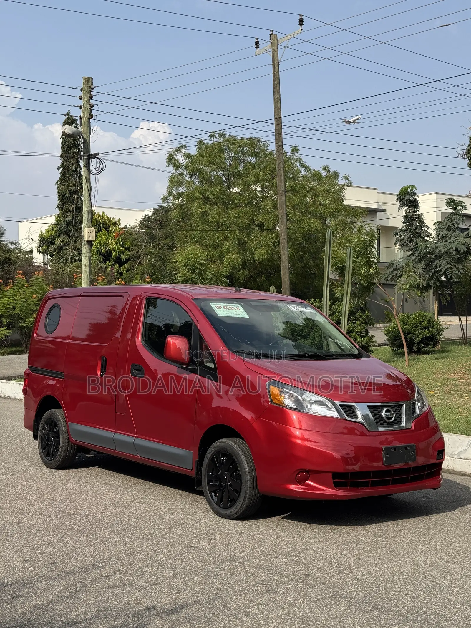 Nissan NV200 SV 2019 Burgundy