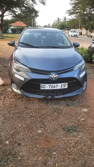 Toyota Corolla 2017 Blue