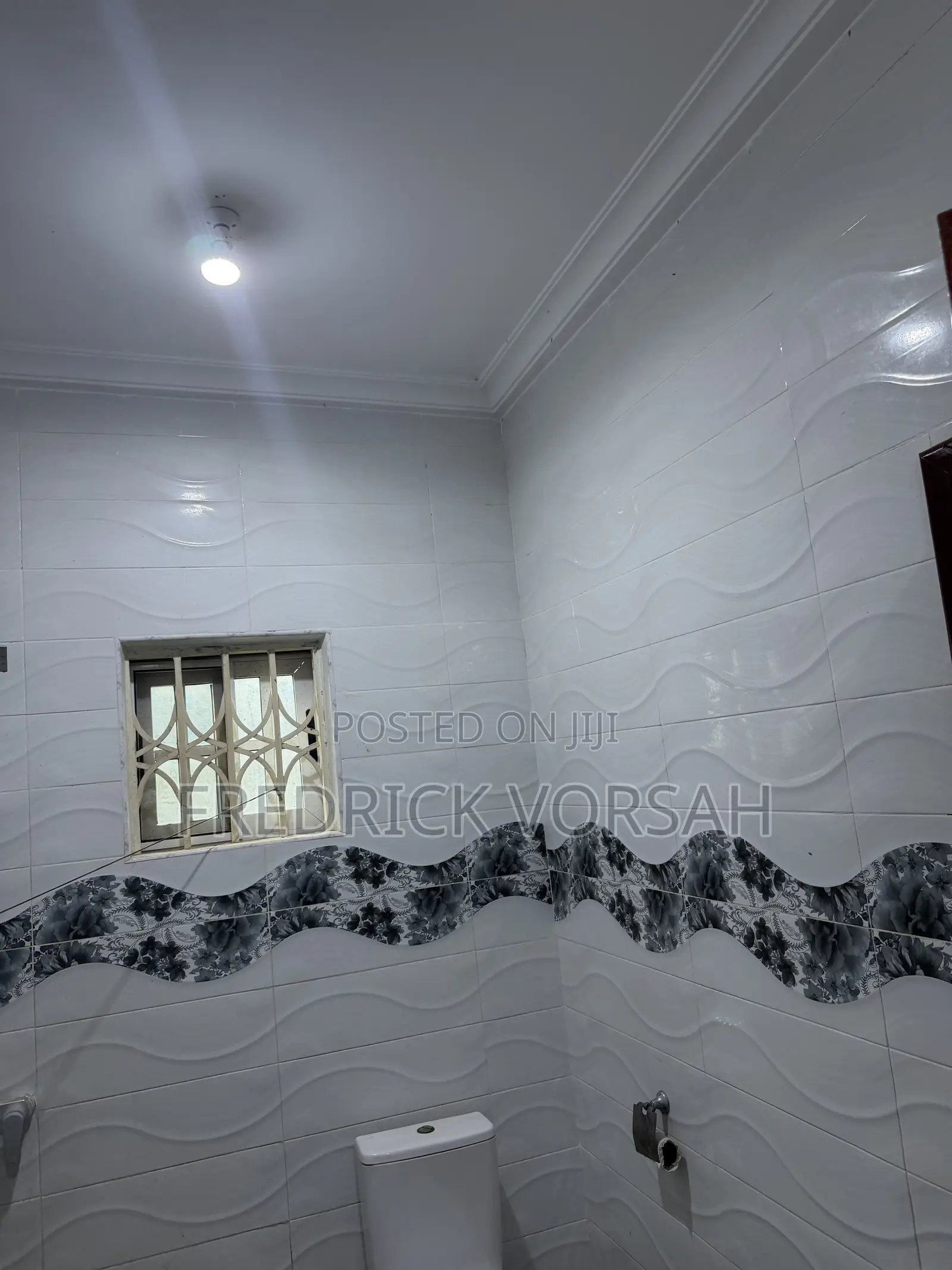 5bdrm Apartment in Dr Roo Villa, Amasaman for rent