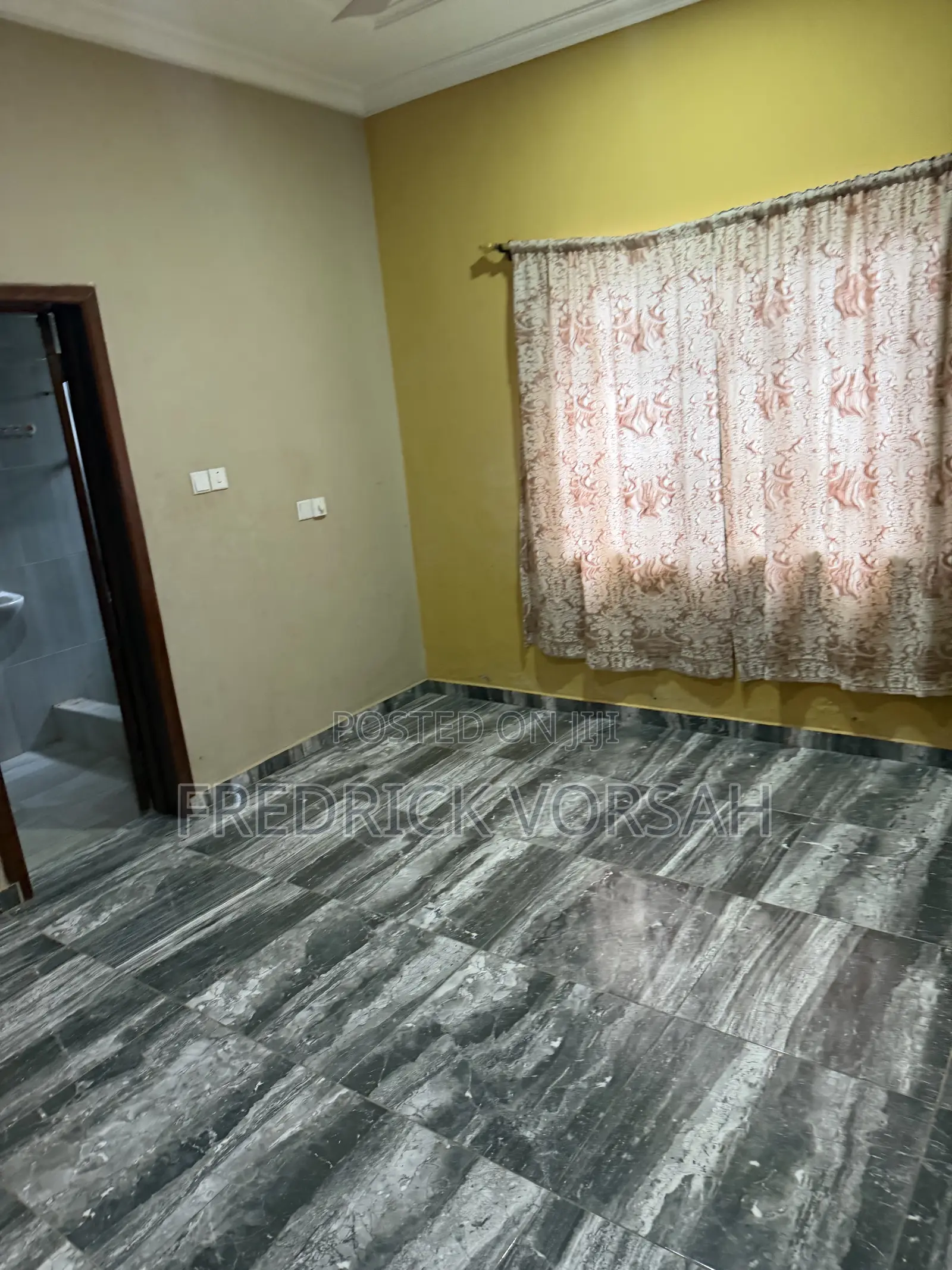 5bdrm Apartment in Dr Roo Villa, Amasaman for rent
