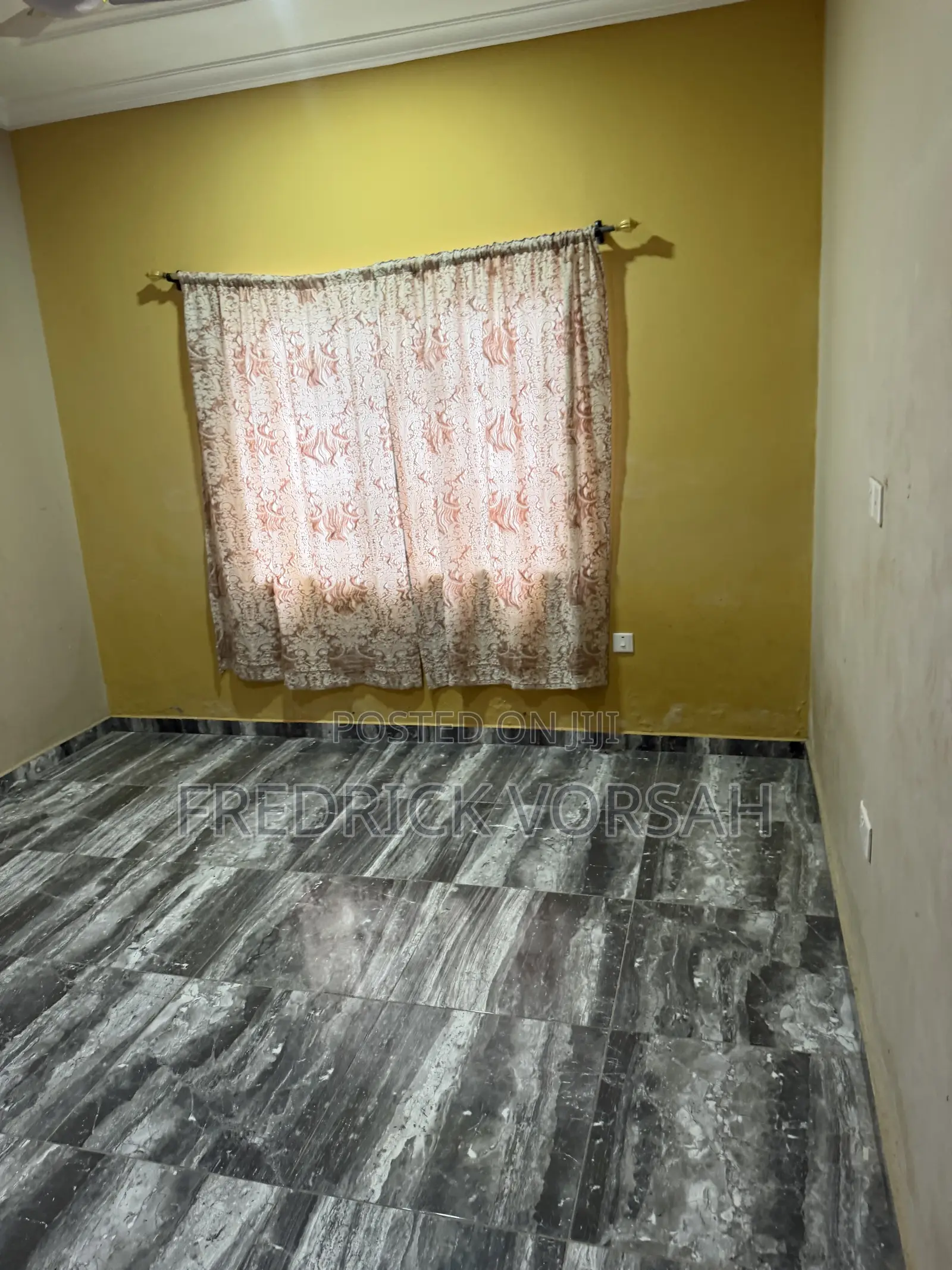 5bdrm Apartment in Dr Roo Villa, Amasaman for rent