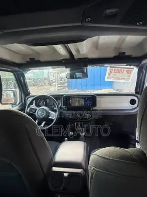Jeep Wrangler Sahara 4 Door 4x4 2024 Gray
