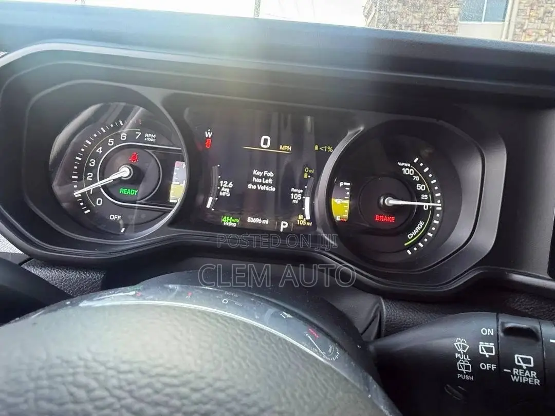Jeep Wrangler Sahara 4 Door 4x4 2024 Gray