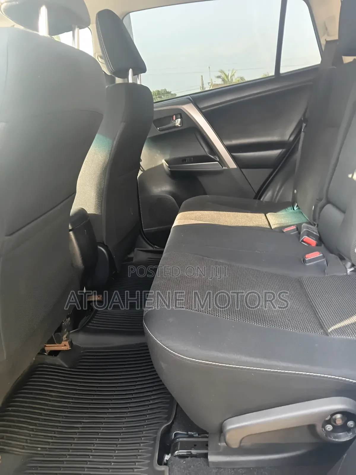 Toyota RAV4 XLE AWD (2.5L 4cyl 6A) 2017 Blue