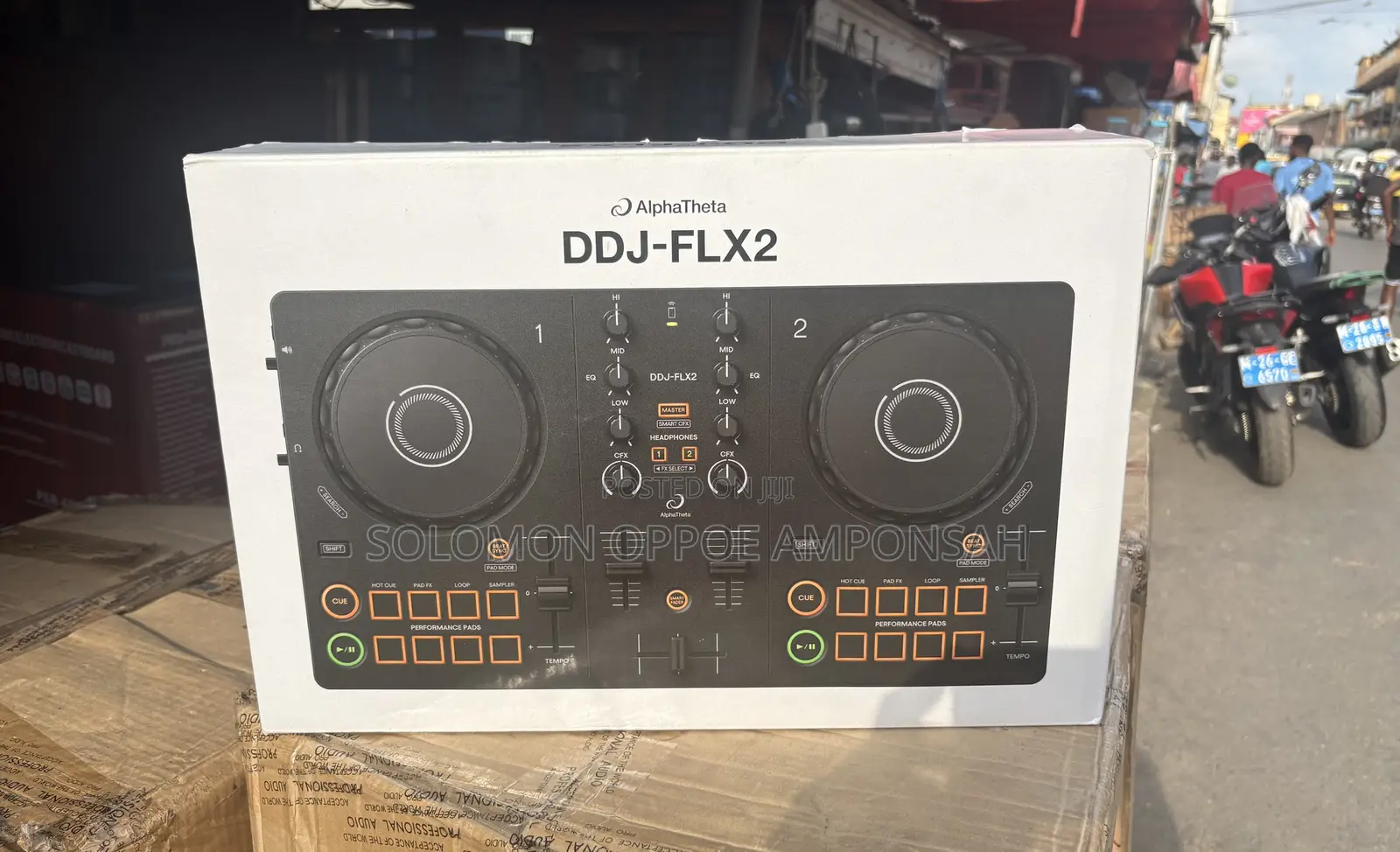 AlphaTheta DDJ-FLX2