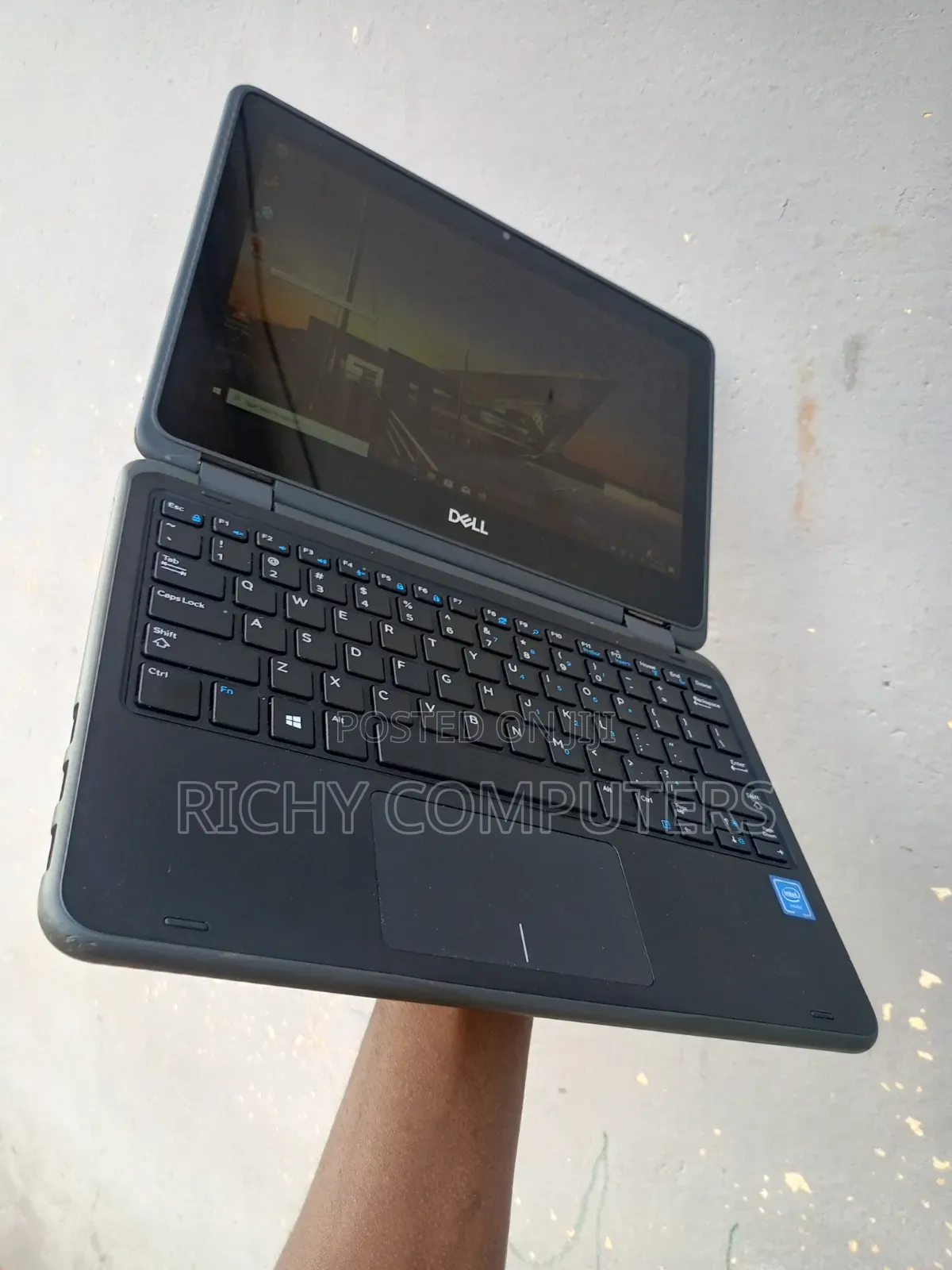 Laptop Dell Latitude 3190 2-in-1 4GB Intel Celeron eMMC 640GB