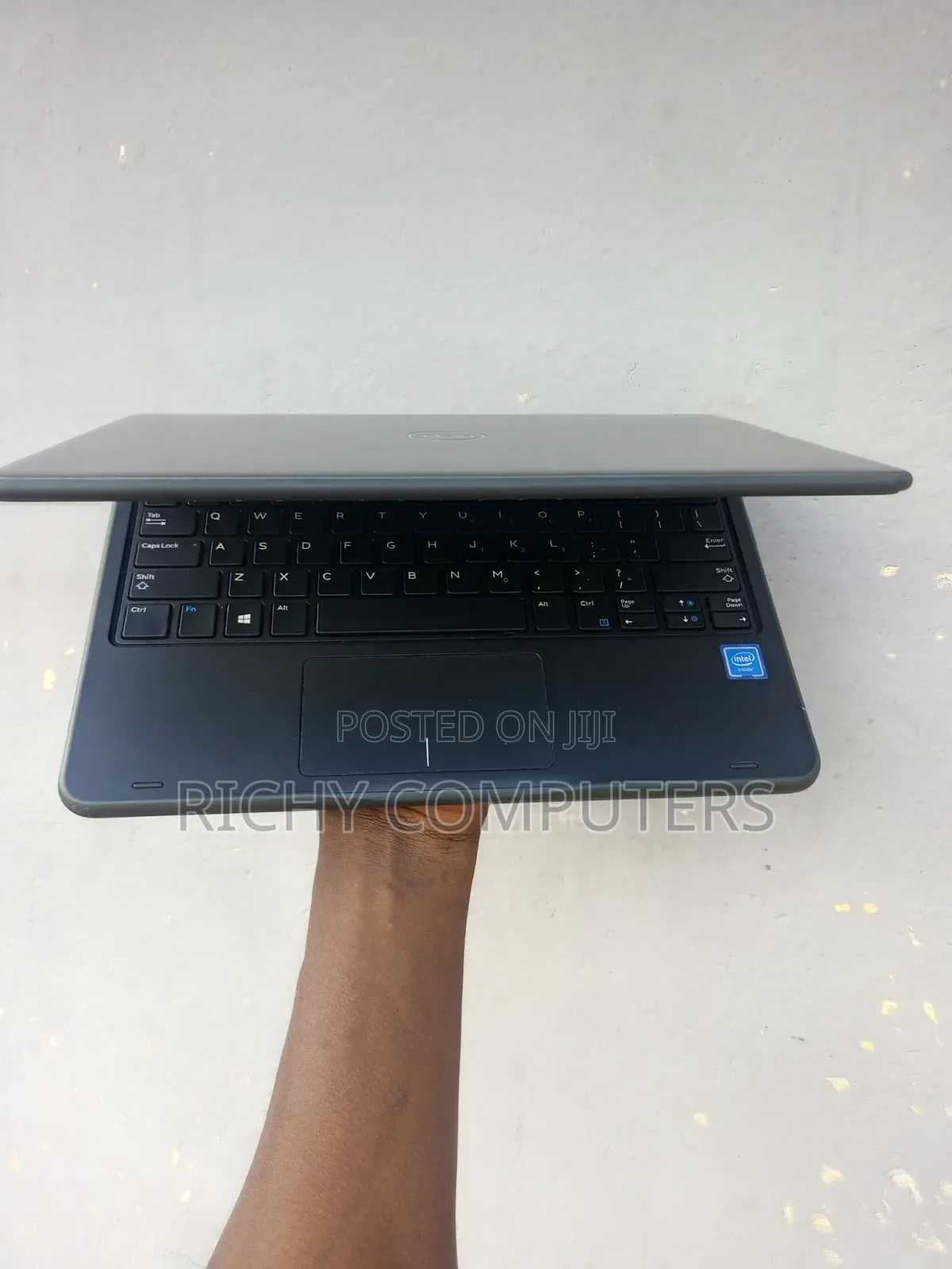 Laptop Dell Latitude 3190 2-in-1 4GB Intel Celeron eMMC 640GB