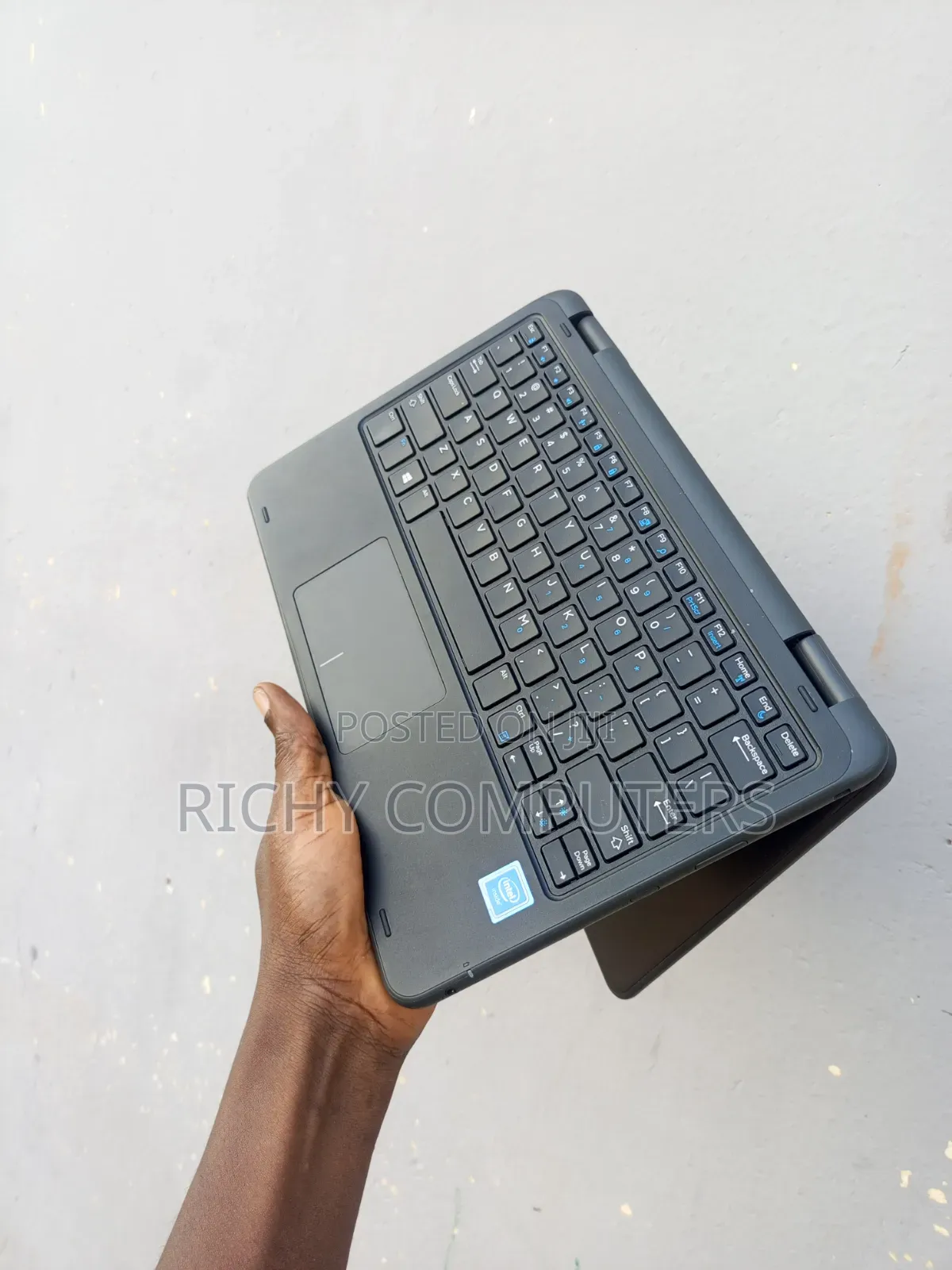 Laptop Dell Latitude 3190 2-in-1 4GB Intel Celeron eMMC 640GB