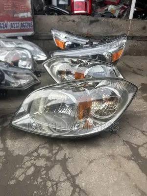 Chevrolet Cobalt 2005-2010 Headlight Pair