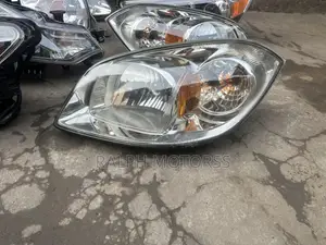 Chevrolet Cobalt 2005-2010 Headlight Pair