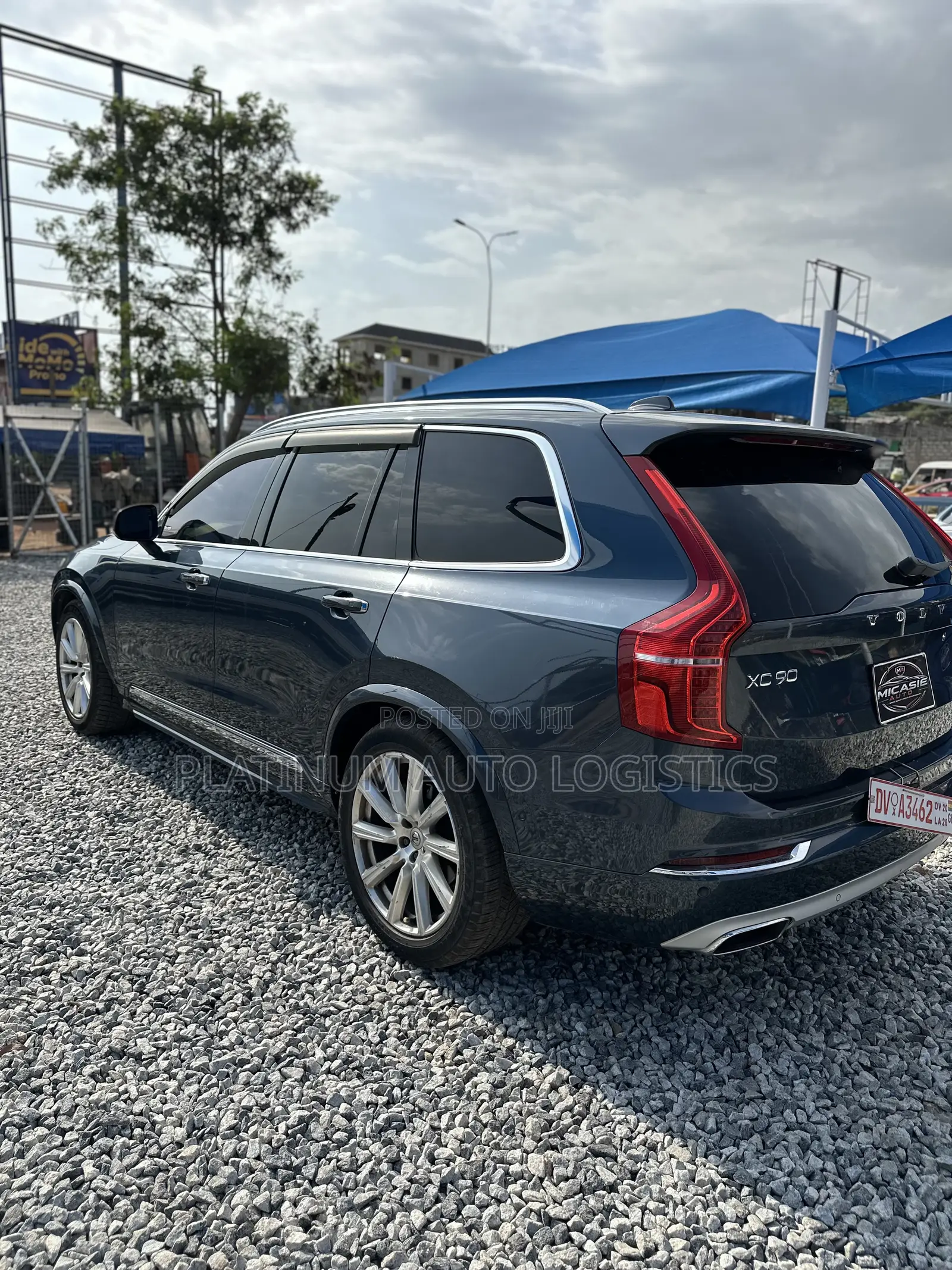 Volvo XC90 T6 Momentum AWD 2018 Gray
