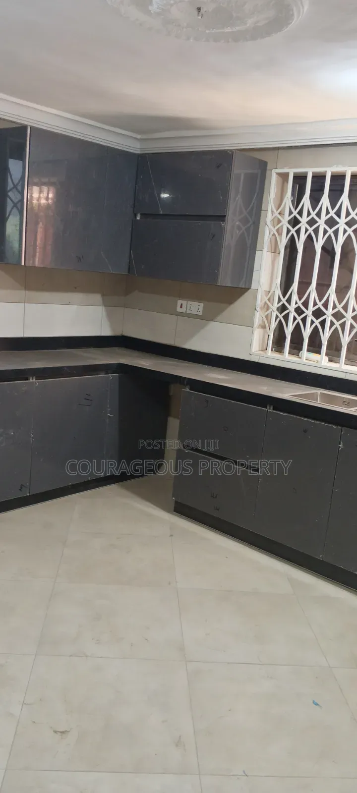 2bdrm Apartment in Atomic Down, Kwabenya for rent