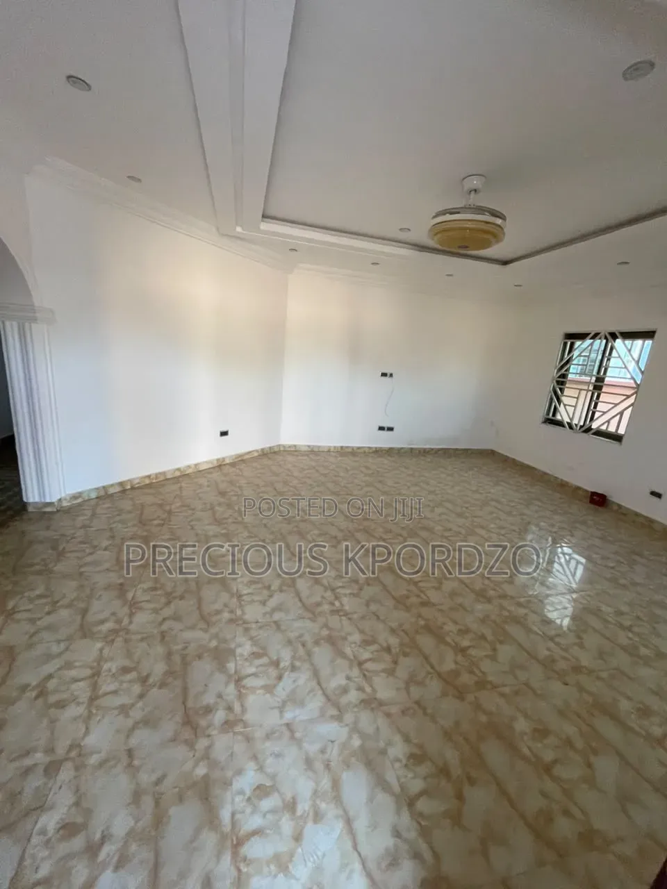 3bdrm House in Lakeside Estate for rent