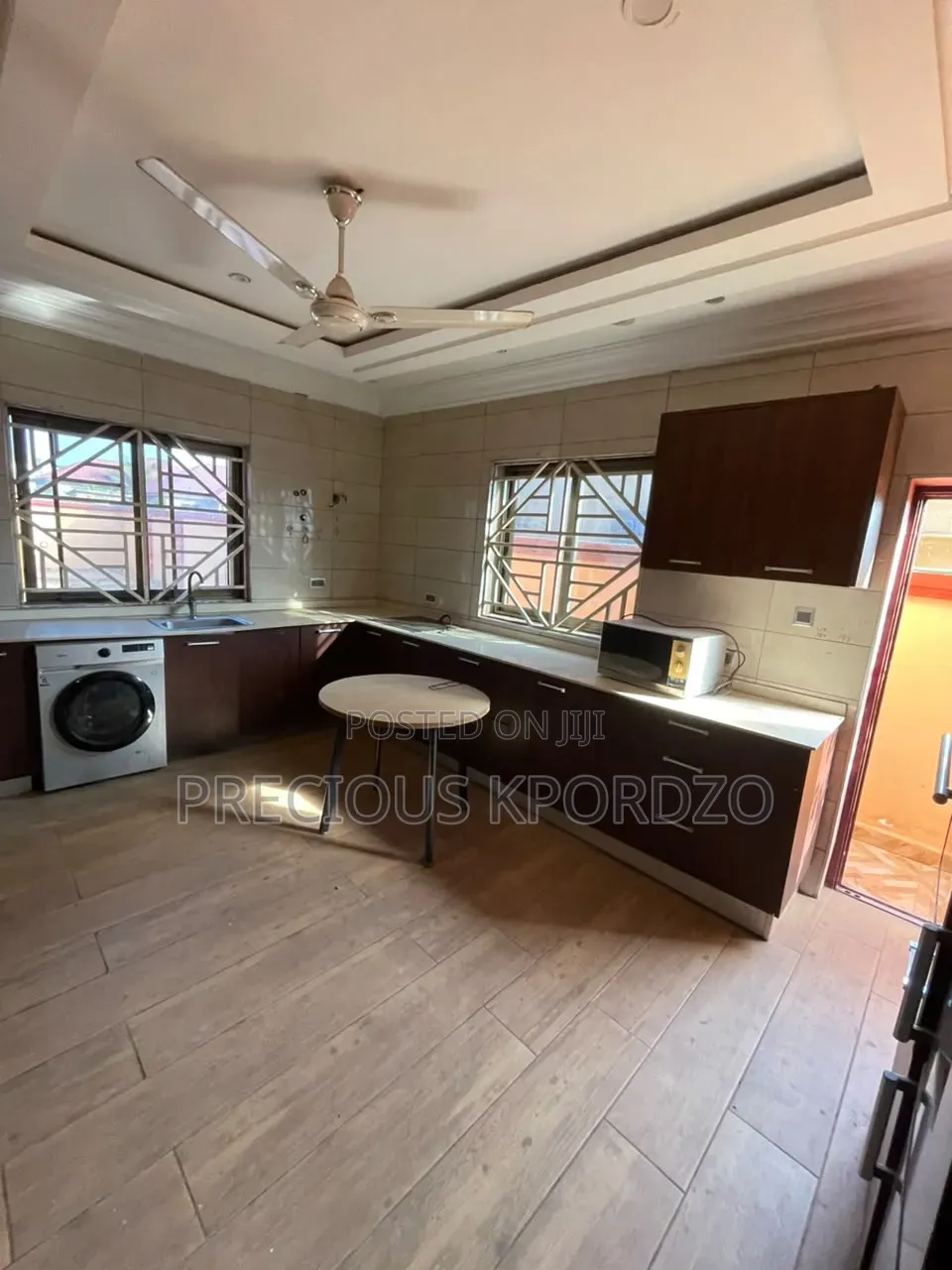 3bdrm House in Lakeside Estate for rent