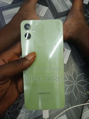 Samsung Galaxy A05 64 GB Green