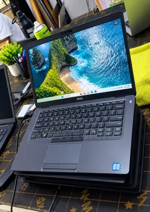Laptop Dell Latitude 5400 8GB Intel Core i5 HDD 500GB