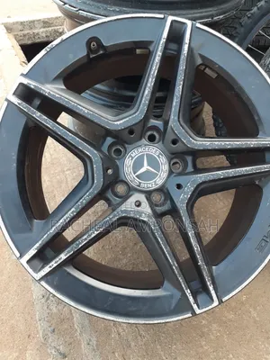 Mercedes-Benz Ryms