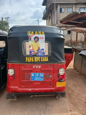 TVS King Cargo 2025 Red