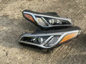 Hyundai Sonata 2016 Headlights Pair