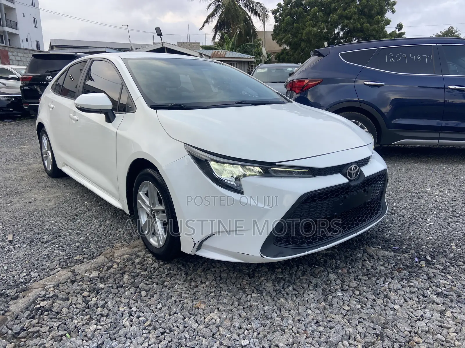 Toyota Corolla SE 2021 White