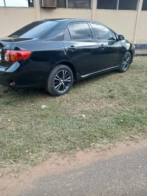 Toyota Corolla 2010 Black