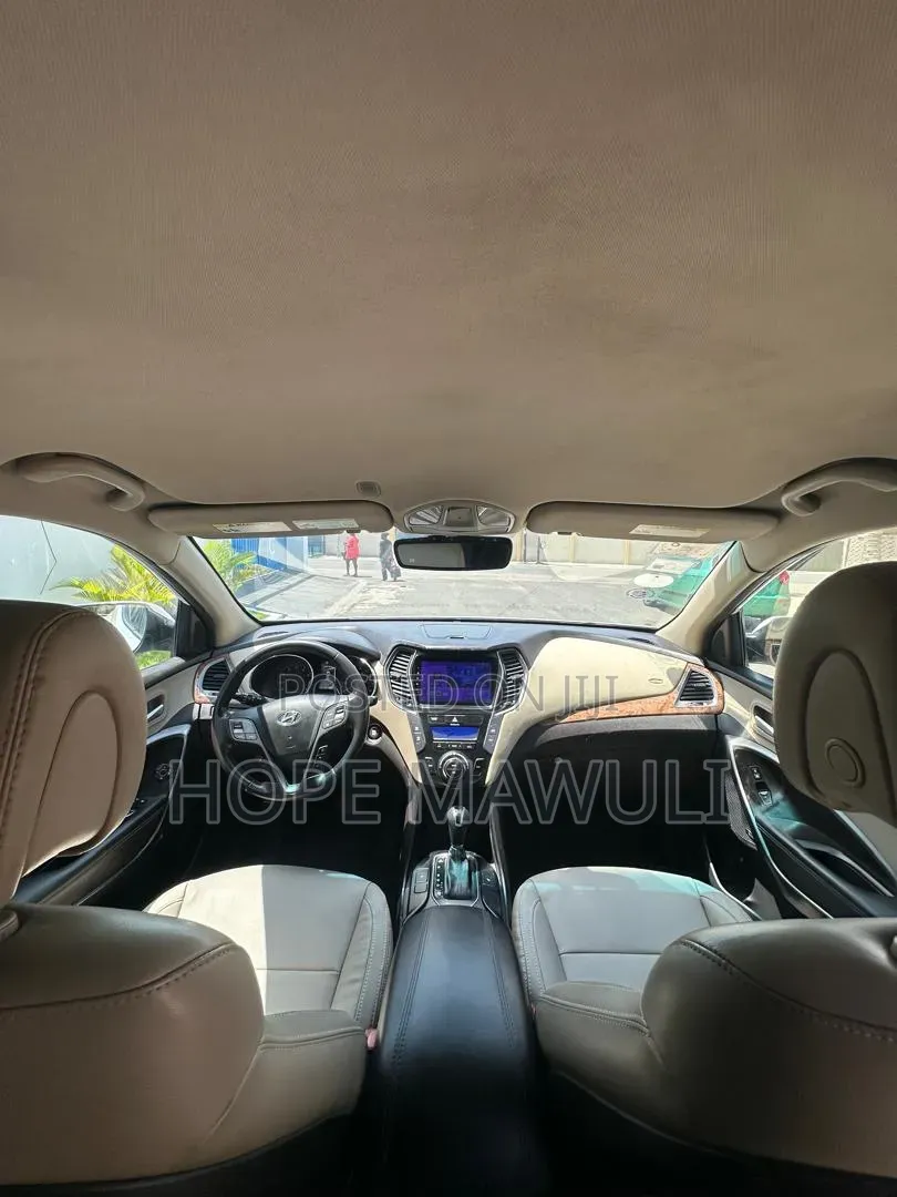 Hyundai Santa Fe Limited 4dr SUV (3.3L 6cyl 6A) 2014 White