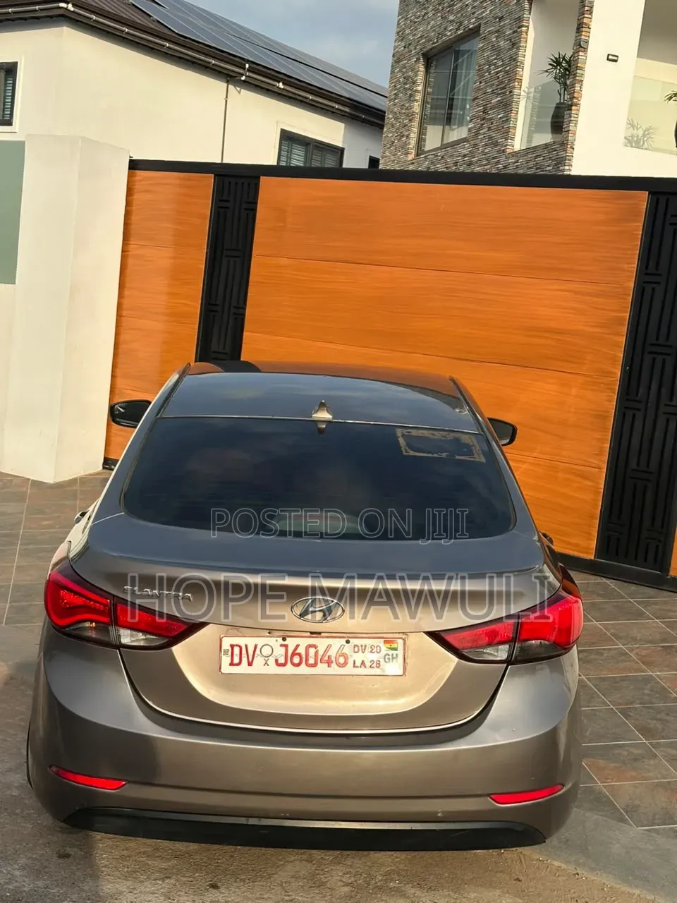Hyundai Elantra SE 4dr Sedan (1.8L 4cyl 6A) 2014