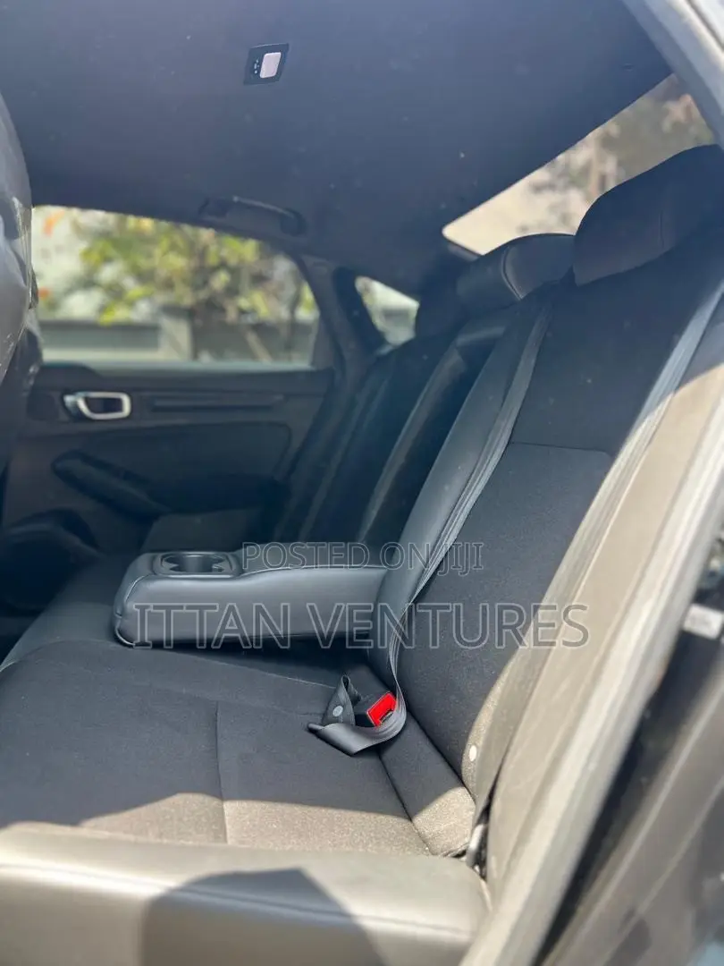 Honda Civic Sport CVT 2024 Black