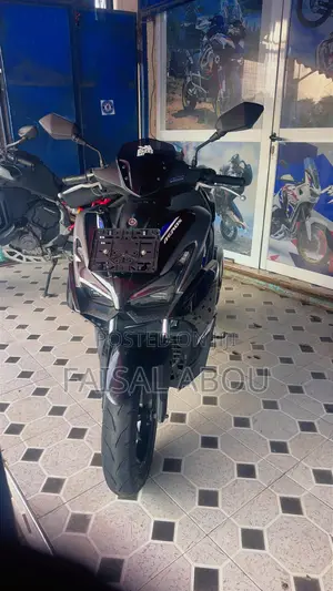 Yamaha Aerox 2026 Black